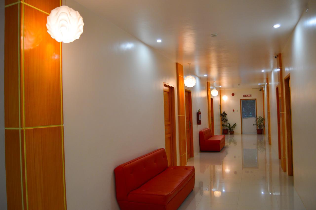 Cherry'S Courtyard Puerto Princesa Exterior photo