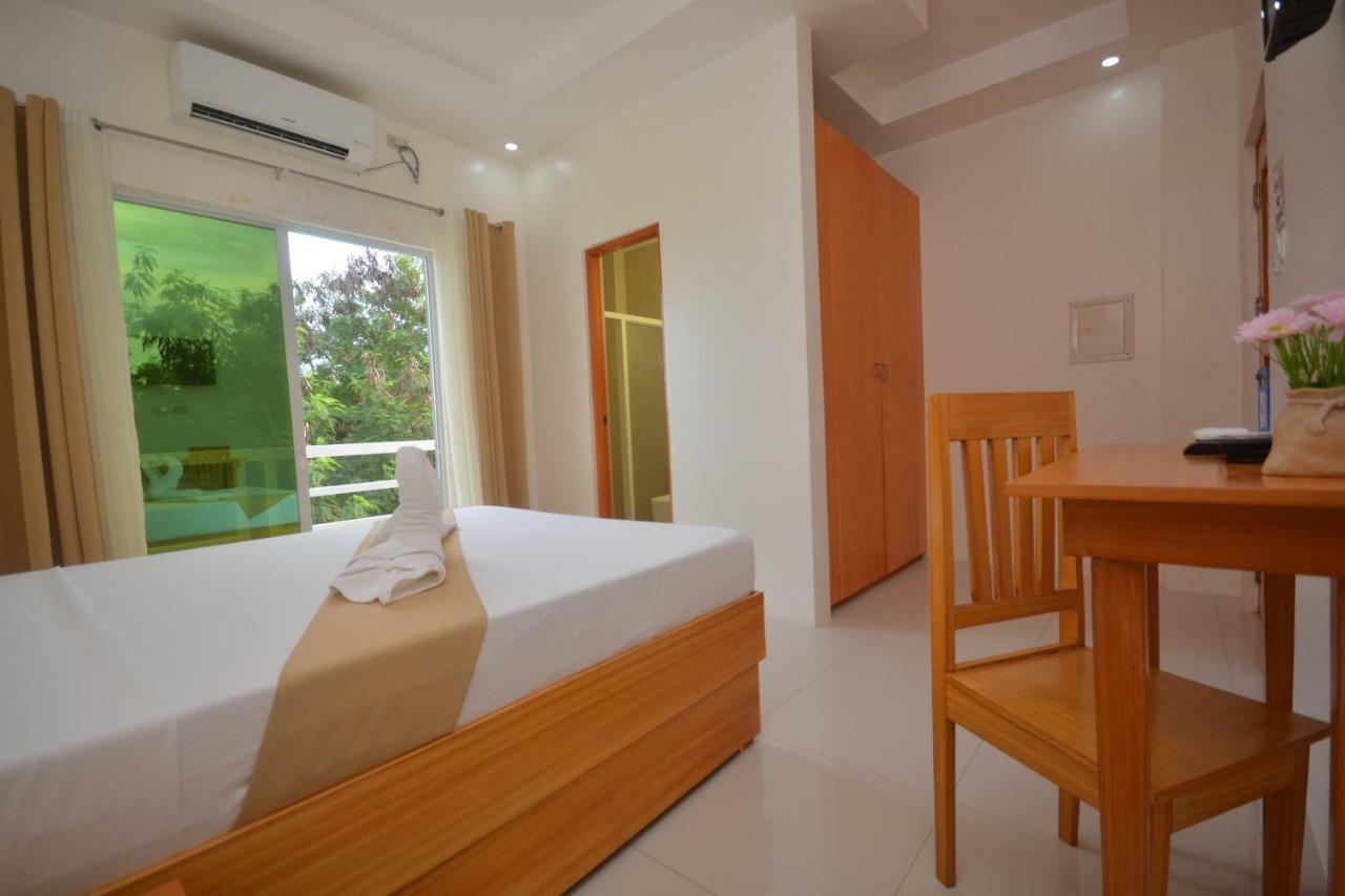 Cherry'S Courtyard Puerto Princesa Exterior photo